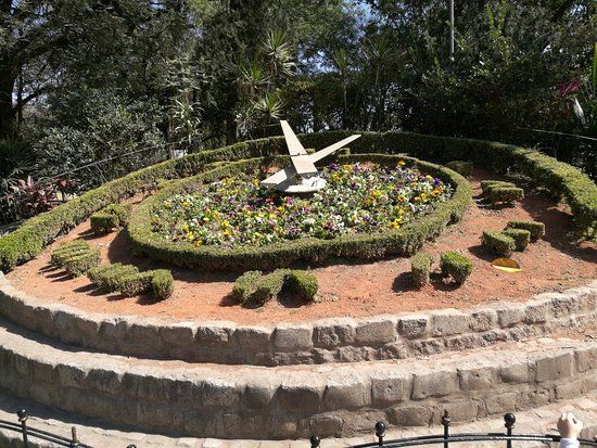 El Reloj de Las Flores